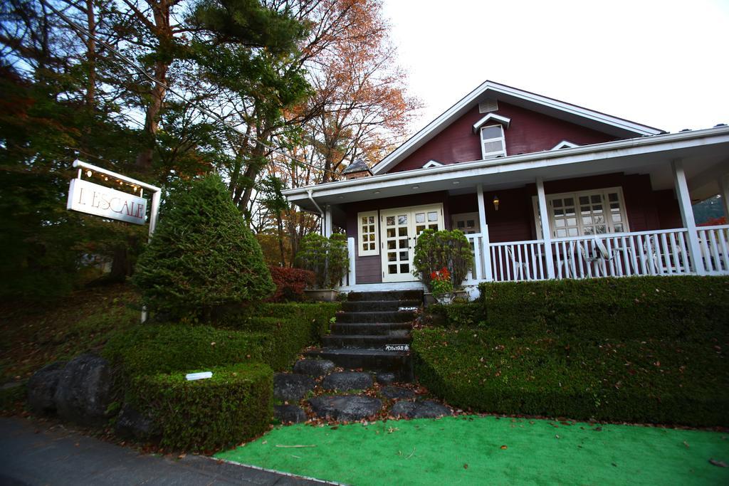 Nikko Pension L'Escale Exterior foto